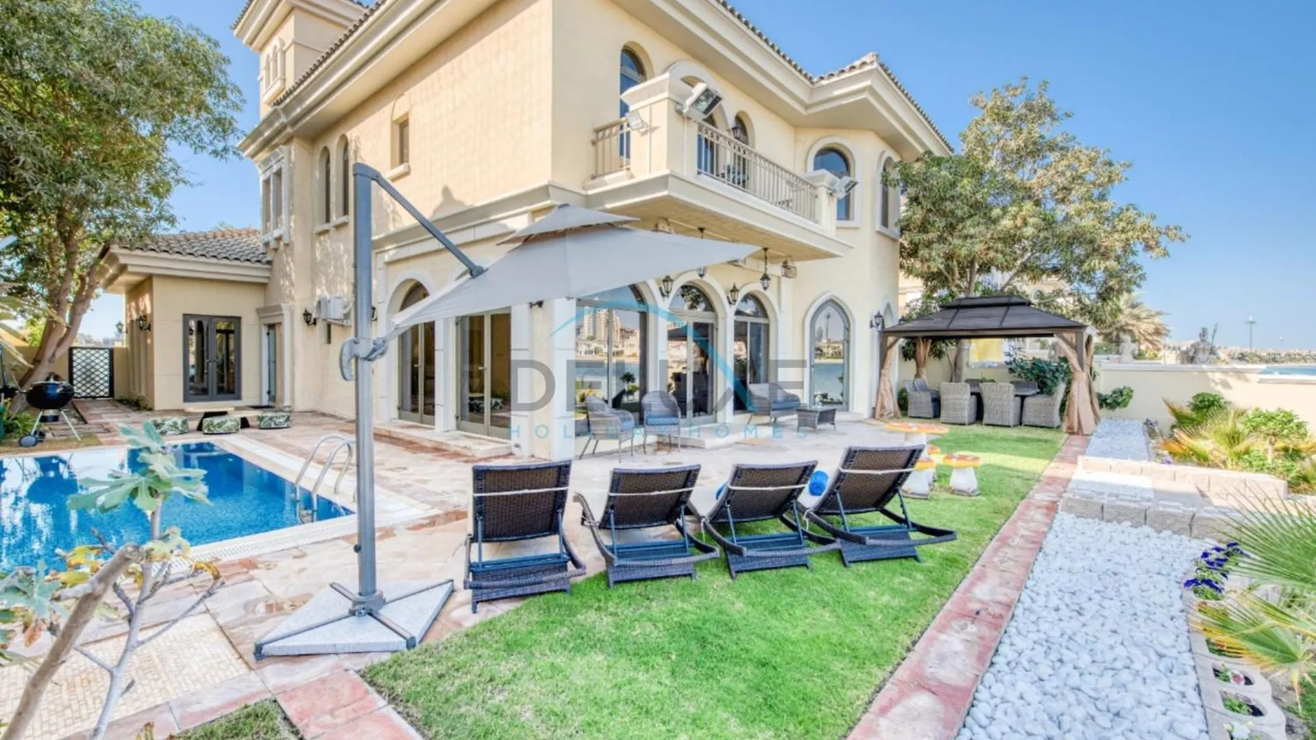 Prestigious 5Br Villa With Assistant Room And Private Pool In Frond O Palm Jumeirah By Deluxe Holiday Homes Dubai