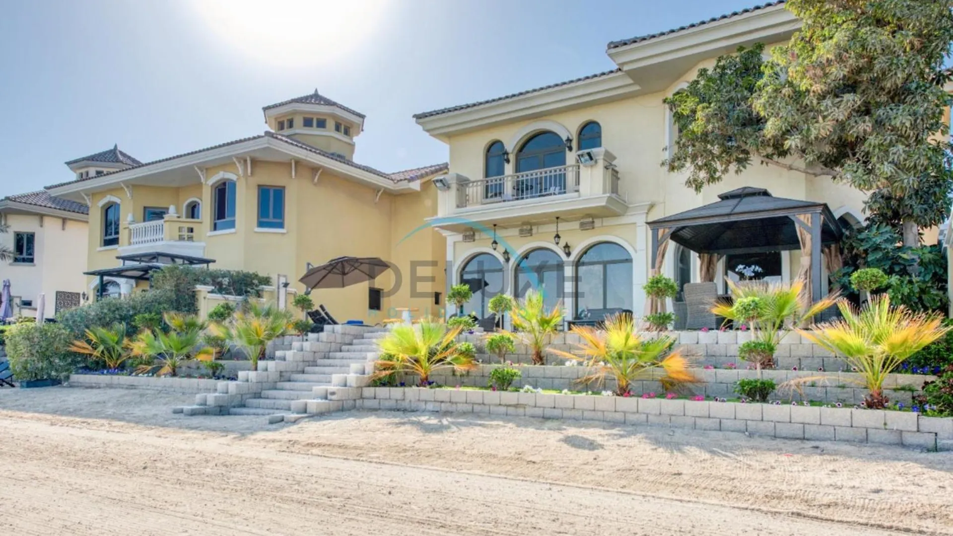 Apartment Prestigious 5Br Villa With Assistant Room And Private Pool In Frond O Palm Jumeirah By Deluxe Holiday Homes Dubai