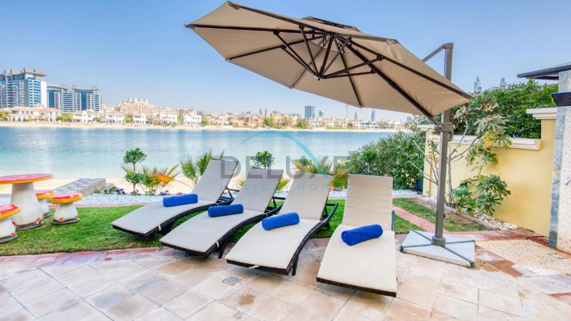 Prestigious 5Br Villa With Assistant Room And Private Pool In Frond O Palm Jumeirah By Deluxe Holiday Homes Dubai