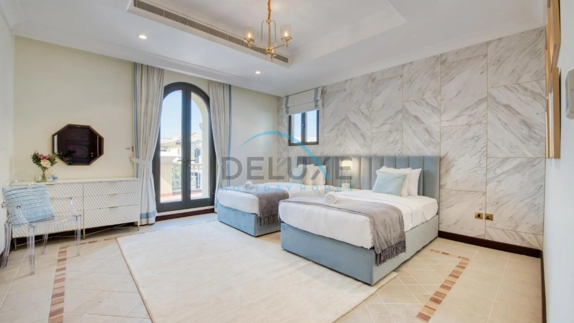 Apartment Prestigious 5Br Villa With Assistant Room And Private Pool In Frond O Palm Jumeirah By Deluxe Holiday Homes Dubai United Arab Emirates